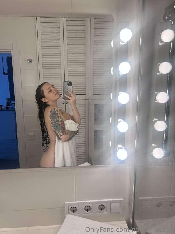 I came out of the shower after a hard morning. How about you..
