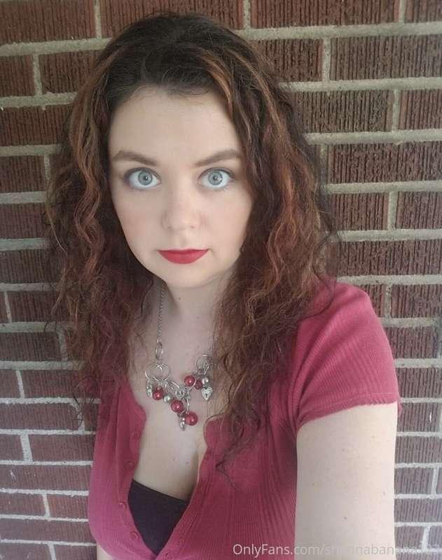 This pic is from when I had lighter red highlights in my hai..