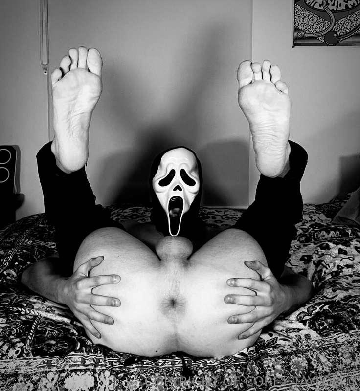 Spooky booty 😙👻