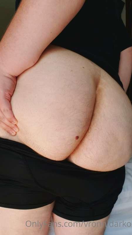 thecurvyprince image #0