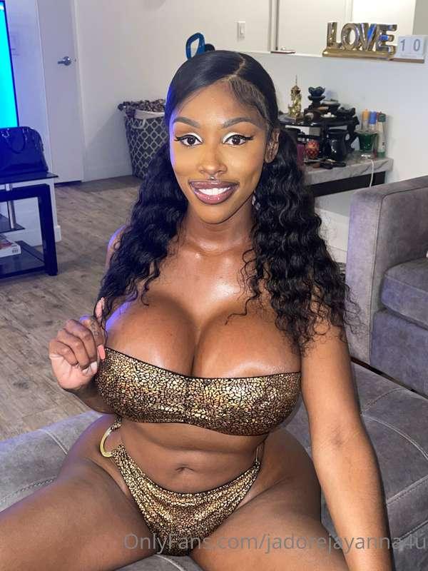 If you enjoy these pics u will fall in love with my new boob..