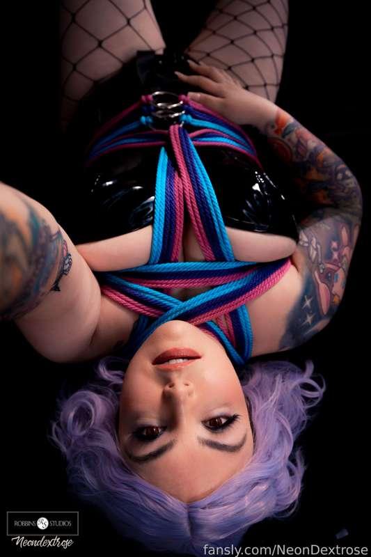 neondextrose image #0