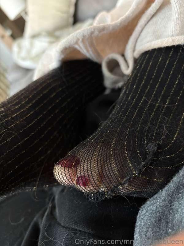 mrs_footjobqueen image #5