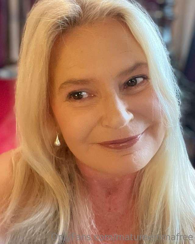 matureemmafree image #2