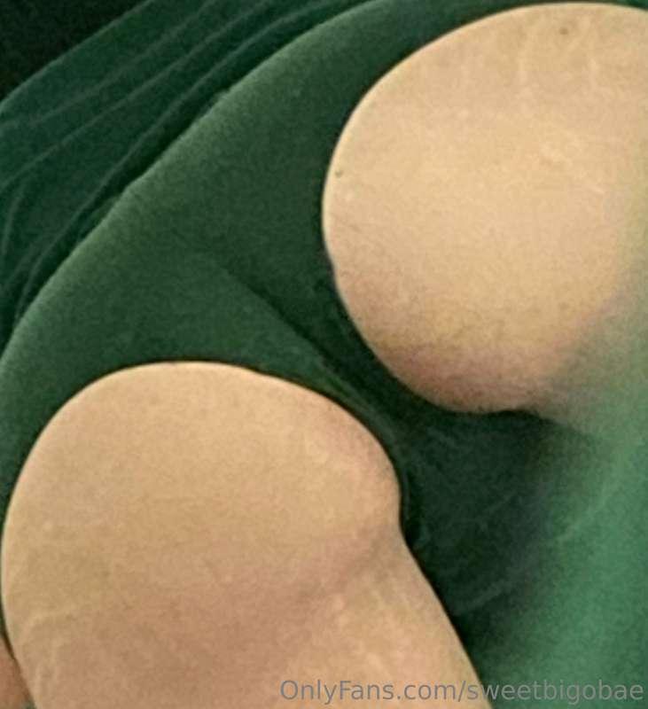 Bend me over 💦💦