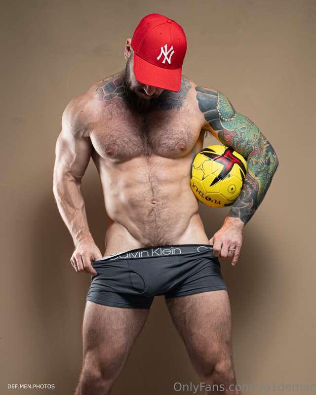 Are you into to play with balls?