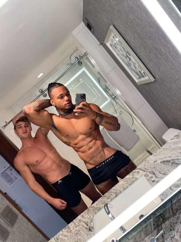 Fucking BLONDE TWINK face down ASS UP🥵🍆💦 CHEAPEST PRICE EVER..