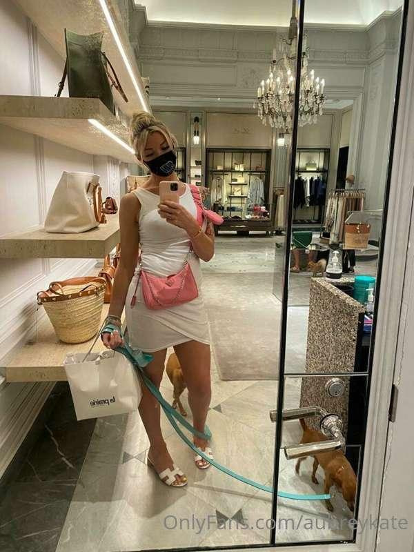 Would you help me with these cutie puppies?