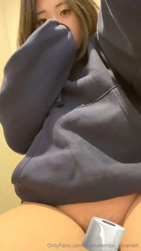 2022/12/08's post🧻
peeing video💦👉 @namakenbo_amanen2