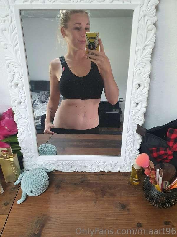 hi guys, I have some photos for you in a compression bra bef..