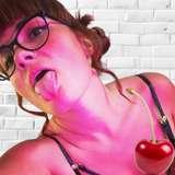 petite_cherry_yumm