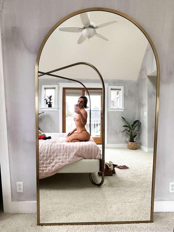 This mirror is gonna be seeing some things! Also this bed frame! Oh boy, I cannot even tell you all the things I wanna do! But also... if you have idea, let me know!! 