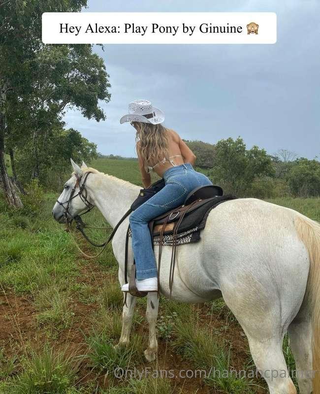 Country girl at heart 💗