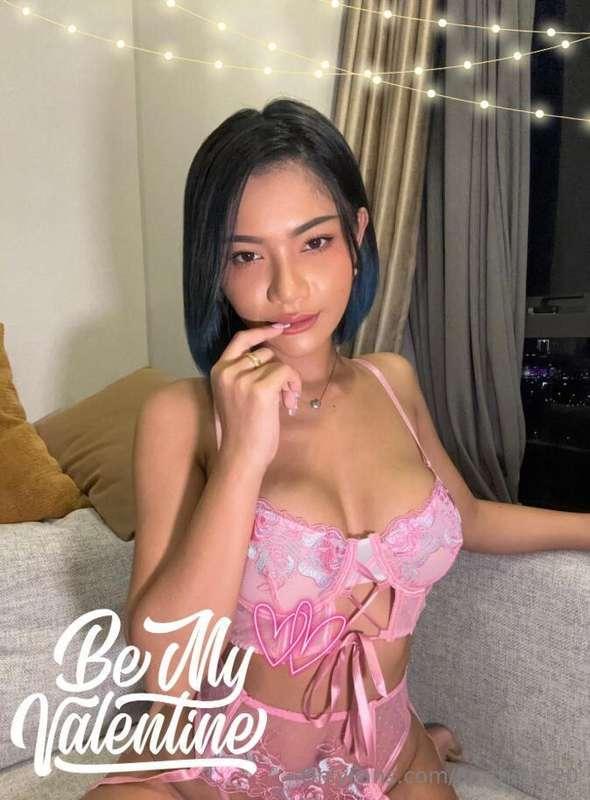 be my valentine~ let me spoil you a little 🥰 choose what you..