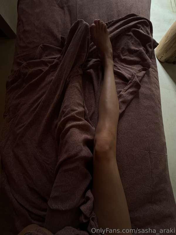 The secret of sexiness lies in those legs..... They always k..