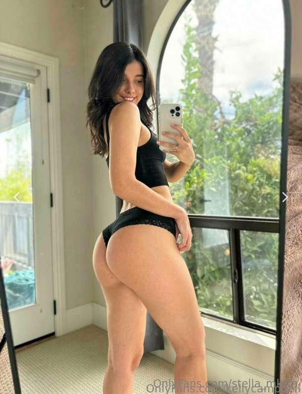 @kellycampbell is such a naughty little SLUT who is always W..