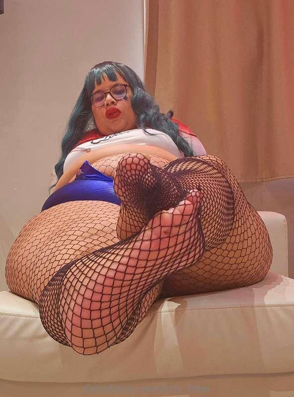 Do you like chubby harley and the soles of my feet?