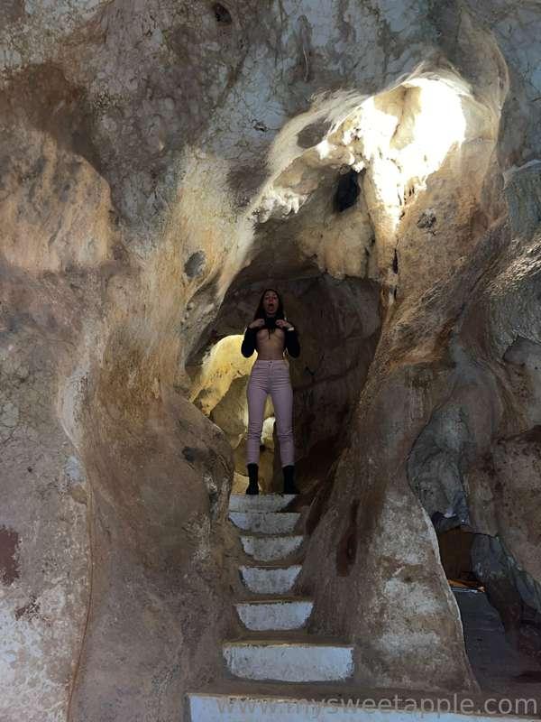 I promise to show my butt and my tits at every tourist point..