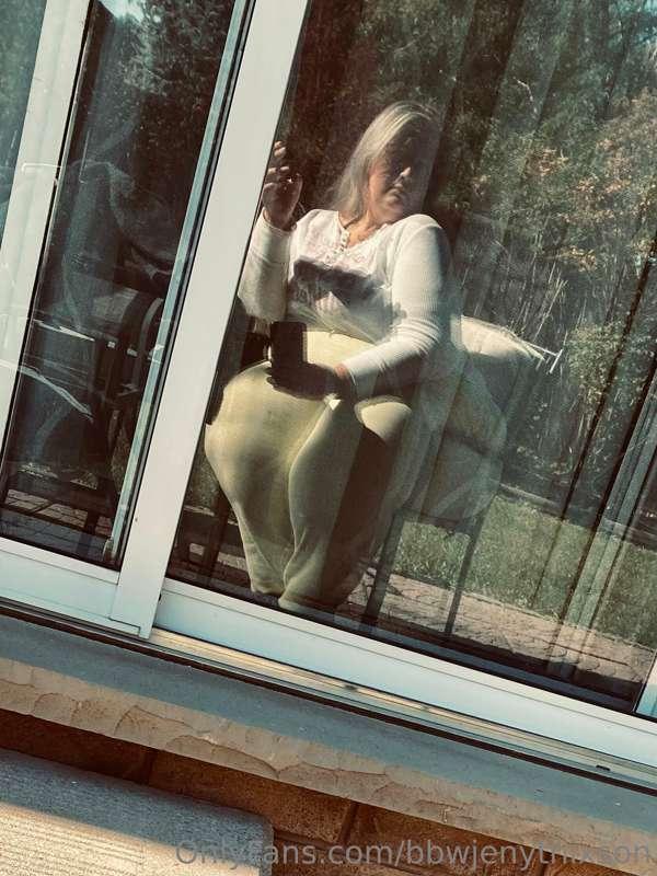 I know what I’m thankful for! This ass looks FAT on Thanksgi..