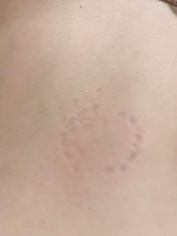 What kind of marks do you want to leave on me? 你先在我身上留下什么样的印..
