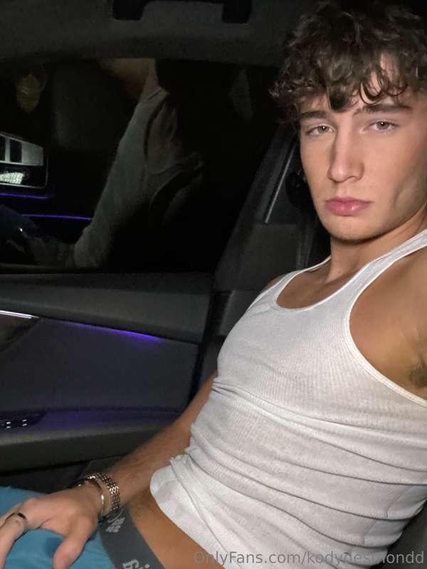 Would you go on a road trip with me?😈😋