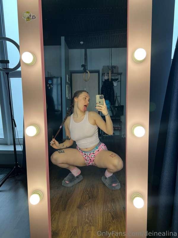 darf ich mich bitte auf dein Gesicht setzen?