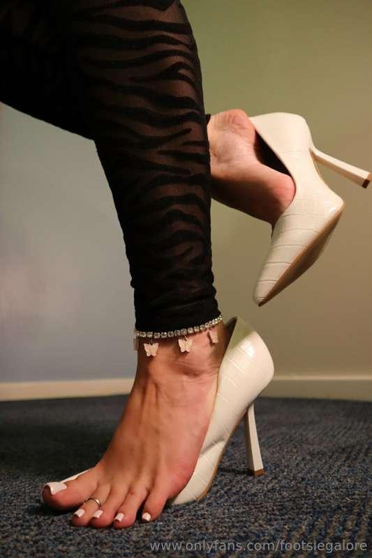 New shoes! It’s my birthday tomorrow!! Should I wear these f..