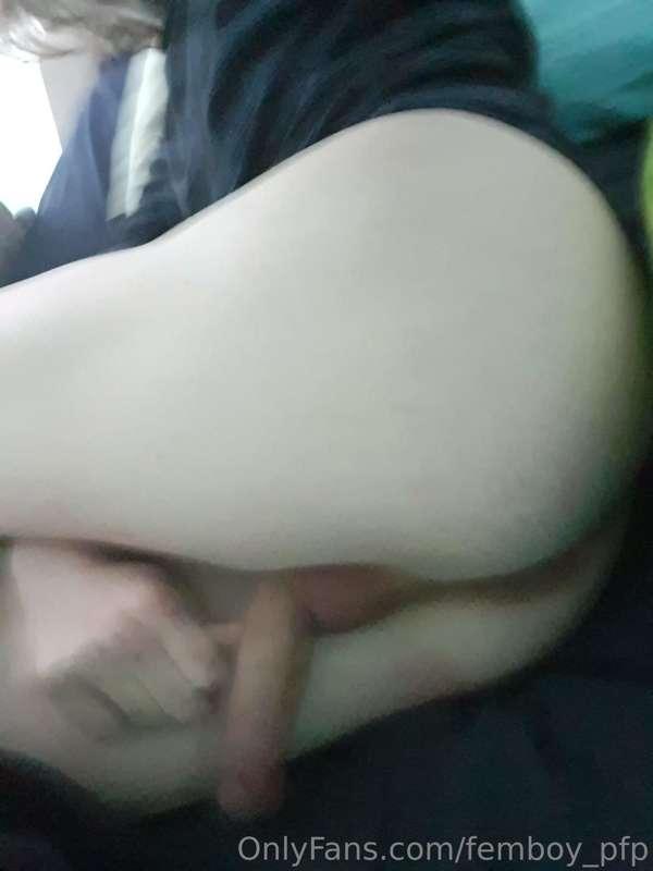 femboy_pfp image #4