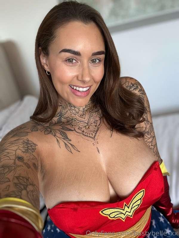 Show me that hard cock of yours daddy 😈
