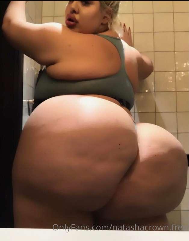 natashacrown.free main image