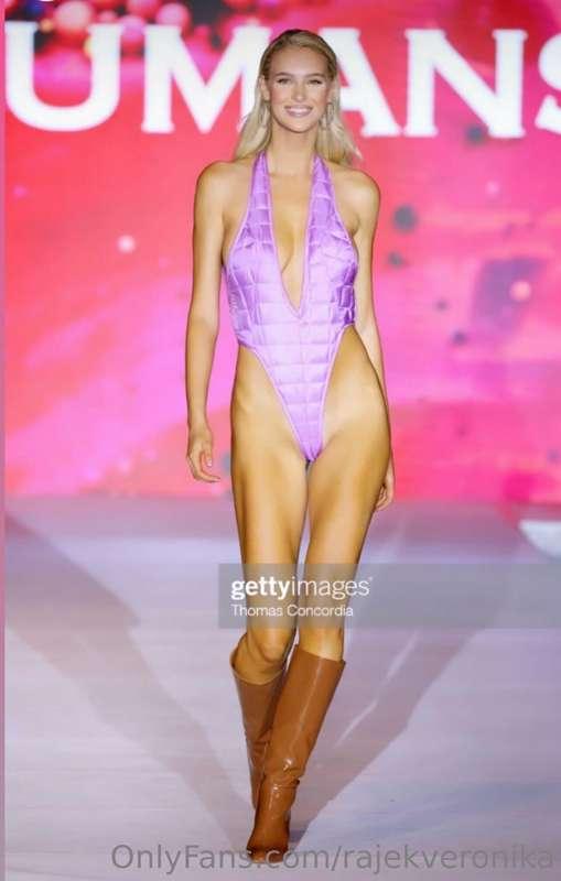 Missing walking on runways 🥲 Felt so beautiful and empowered..