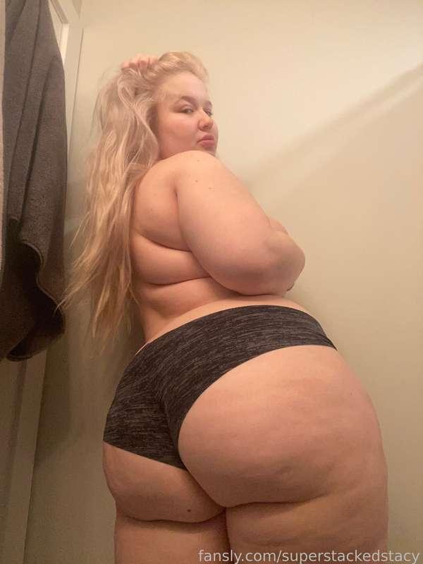 superstackedstacy image #2