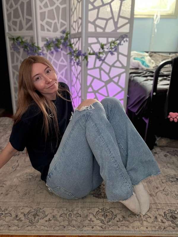 The weird girl invited you in to her room. You made her laug..