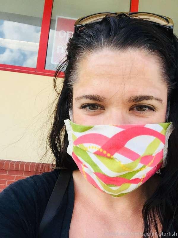 I’m out shopping at CVS with this secretly up my butt today ..