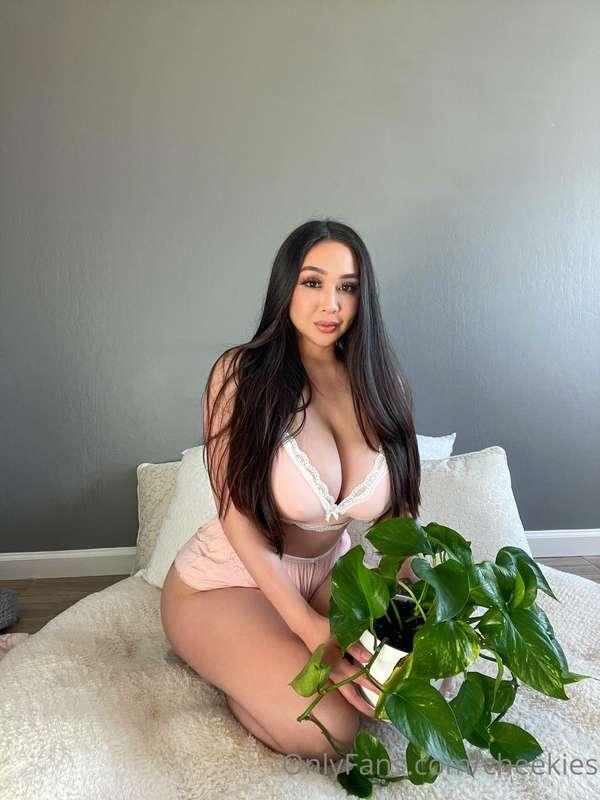 everyone is replaceable. not me tho y'all be safe