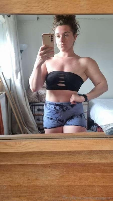 Off or on? 😝

Someone made a negative comment about my tits ..