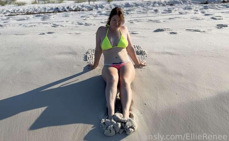 ellierenee image #4