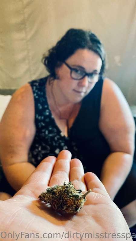 ChubbyHubby asked if I wanted a nug , he’s a tease 

Xoxo

M..