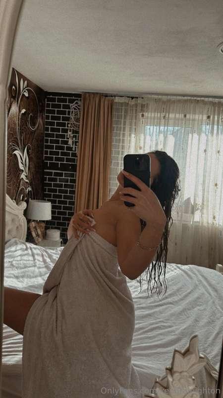 Take these off , let me see how naughty you are 🥵👅