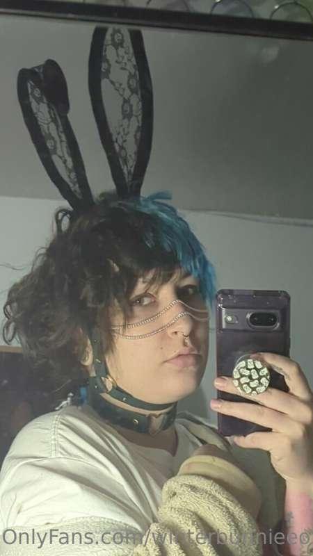 Making bunny girl accessories