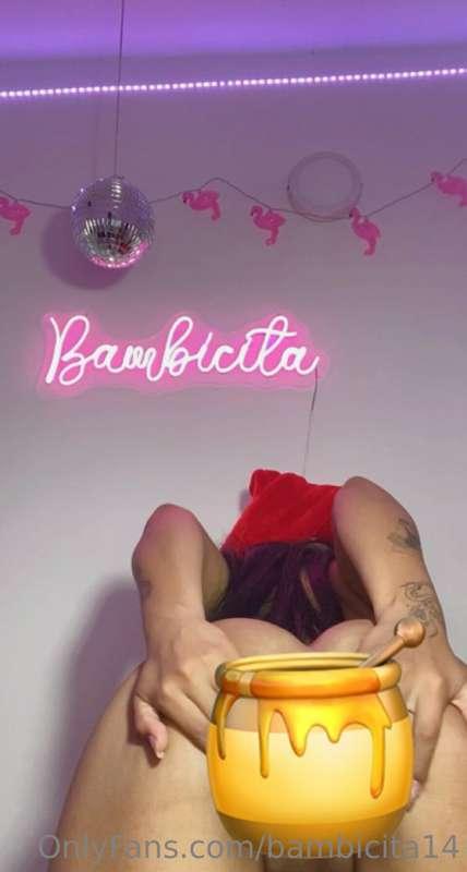 Preview de un videito ricoo🤤 
quien quiere comprarlo ?
Escrí..