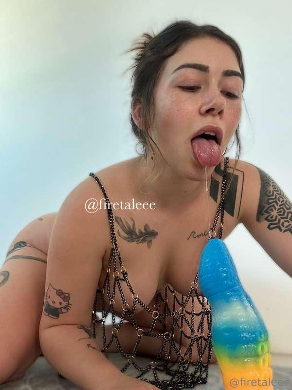 🌝🫴🏻🩵