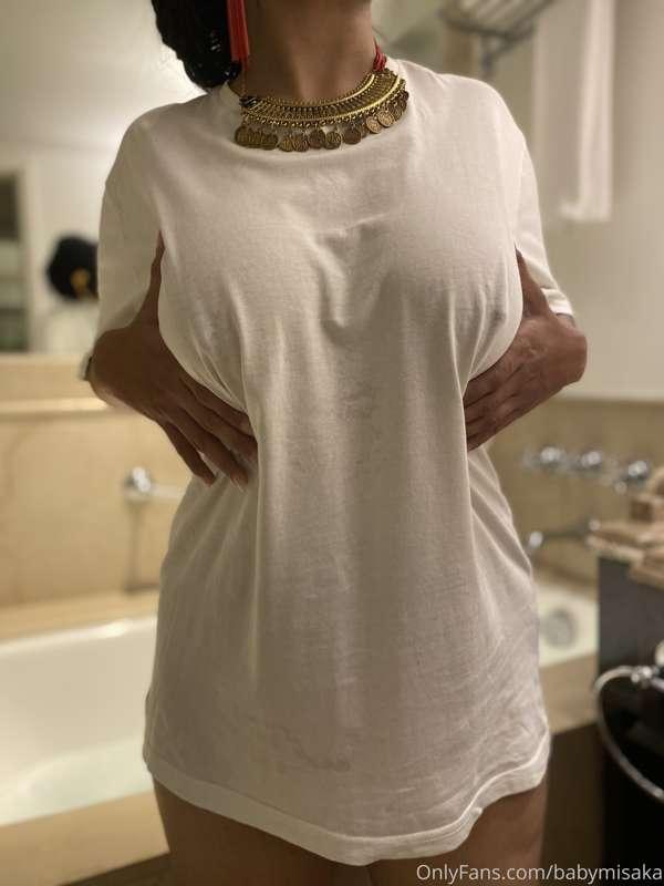 Shower time 😁🥰❤❤