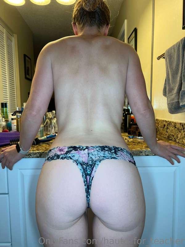 Good morning sunshine 🌞🍑!!! How do these look for a Friday l..