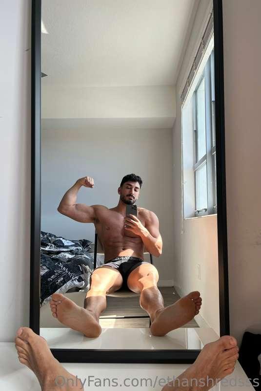 🦶🏼