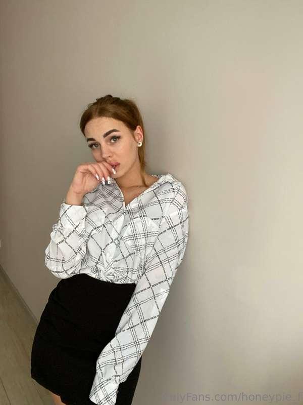 Style is our expression of ourselves! 👗✨ In this look, every..