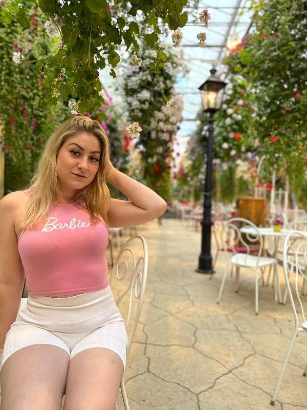 Good morning, Your Barbie is waiting for you 🥰😏 Are you Cumm..