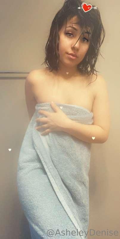 Im taking a bath on my vip 🔥💦 @asheleyspam 