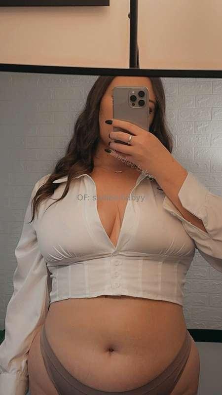 Did you know that I post a brand new photoset every Sunday??..