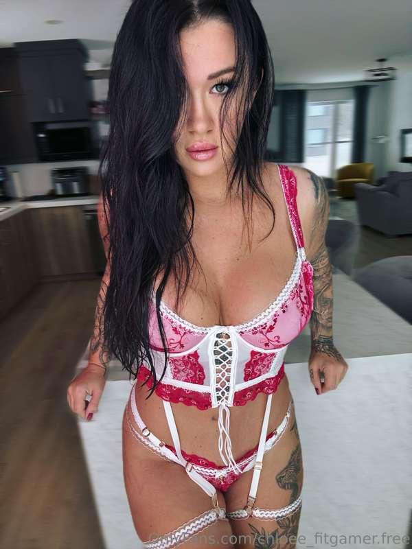 Bonne Saint-Valentin mes minous 💕

🌷Pour les gens en couple ..